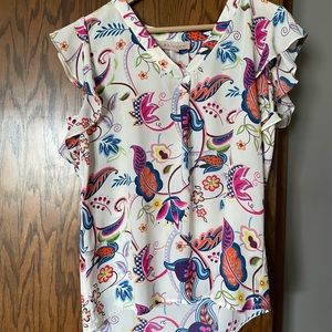 Philosophy White/floral flutter sleeve blouse
